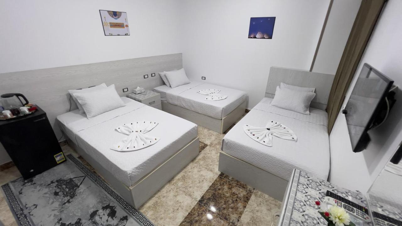 Alaskapyramidsview Kafret el-Gabal Exteriör bild